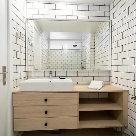 Apartamento D. Pedro V - T3 Familiar No Centro Da - *