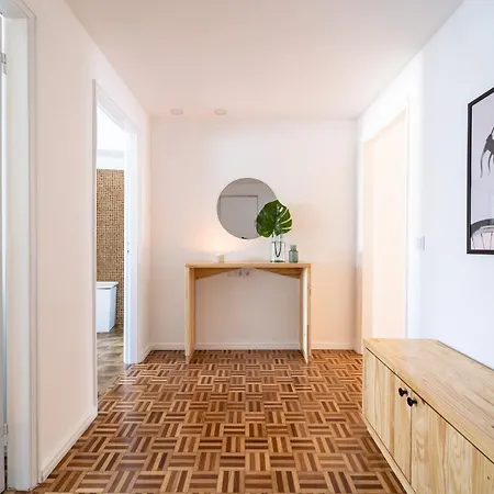 Apartamento D. Pedro V - T3 Familiar No Centro Da -